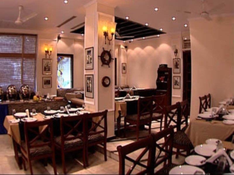 Hotel Ajanta New Delhi Restaurant photo